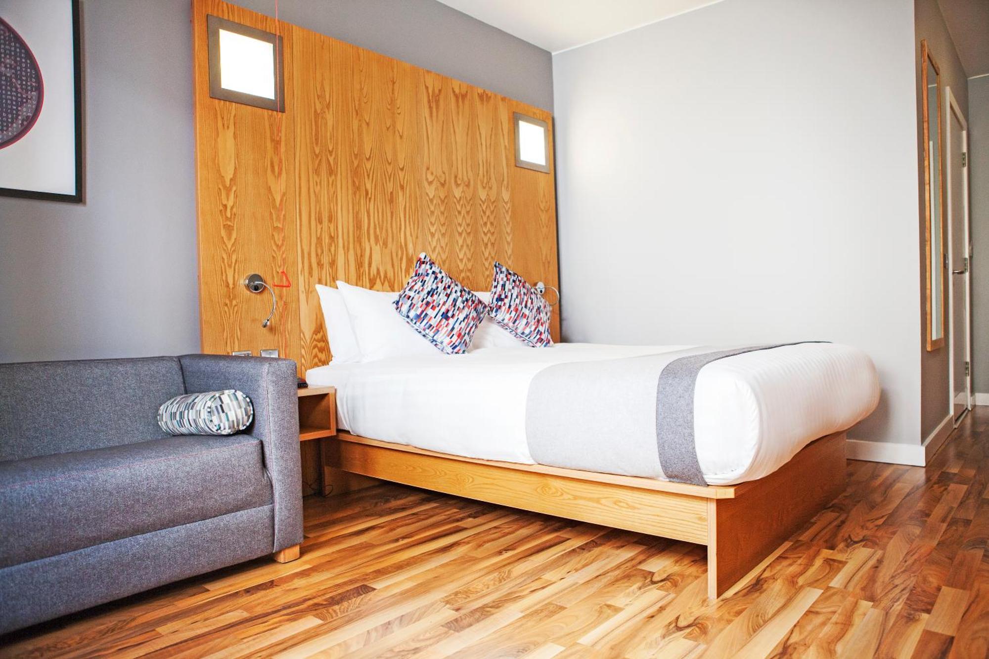 Ramada By Wyndham Belfast Hotel Ngoại thất bức ảnh